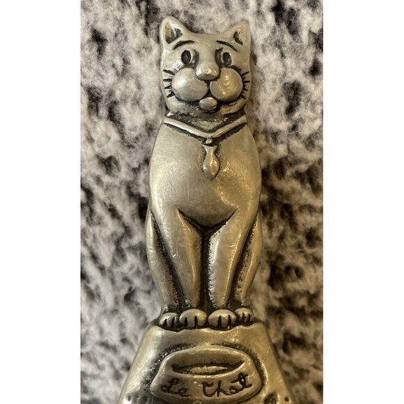 Pewter Scoop Cat Kitten Le Chat Fish Design‎ Made In France Basel 2009 Engraved - Picture 2 of 6
